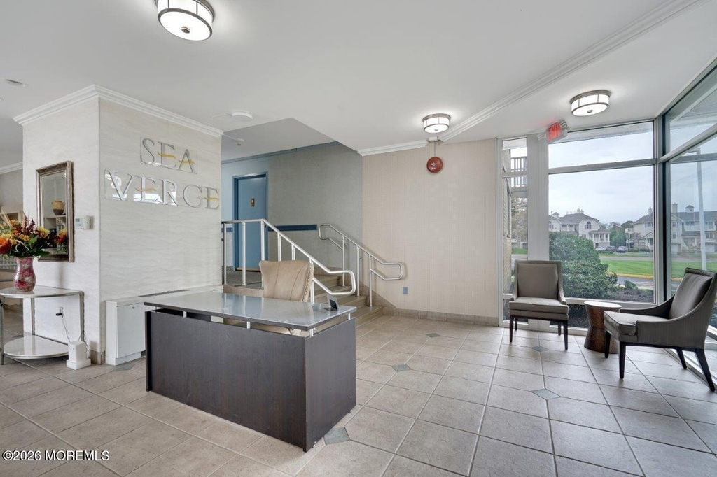 385 Ocean Boulevard - Photo 2