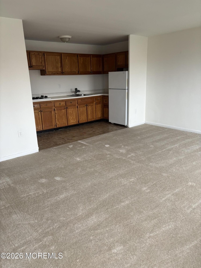 385 Ocean Boulevard - Photo 5