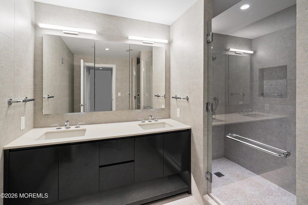 15 Morris Avenue - Photo 13