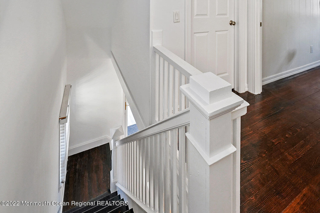 119 Branch Avenue - Photo 17