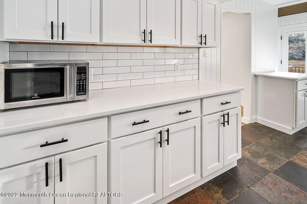 119 Branch Avenue - Photo 11