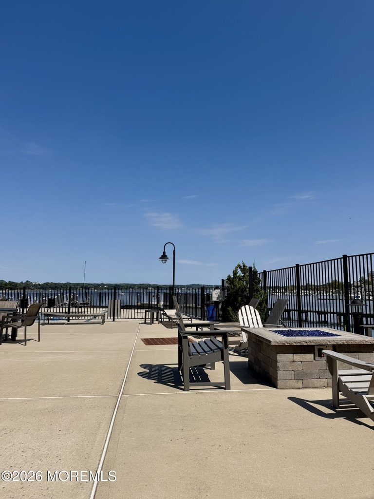 28 Riverside Avenue - Photo 31