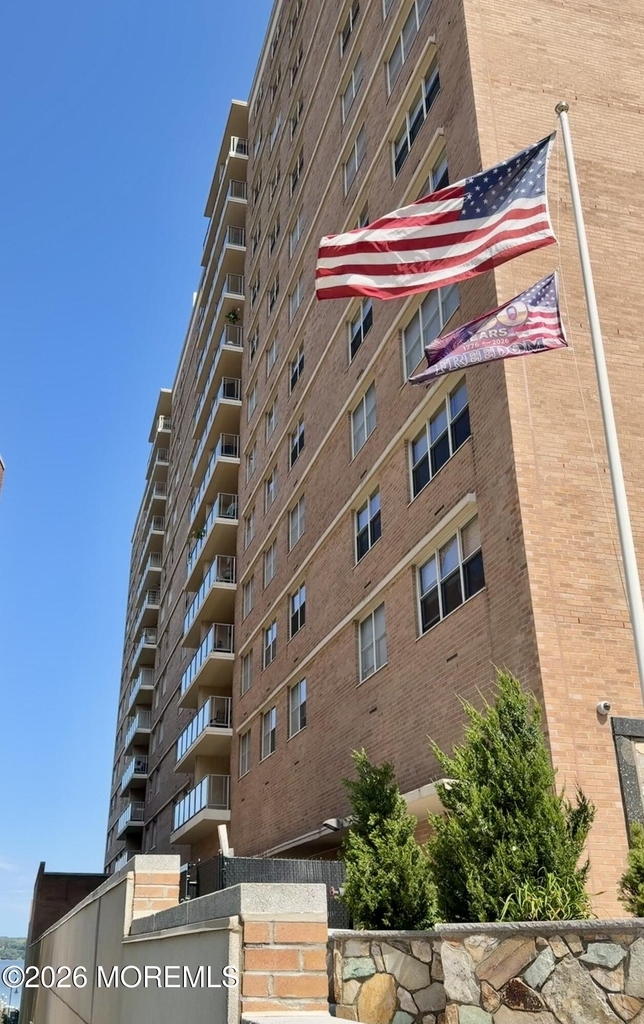 28 Riverside Avenue - Photo 49