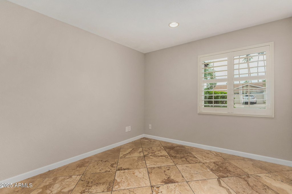 11825 S Coconino Street - Photo 22