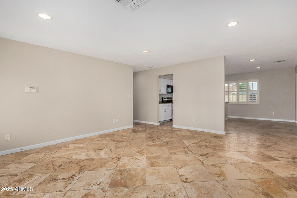 11825 S Coconino Street - Photo 11
