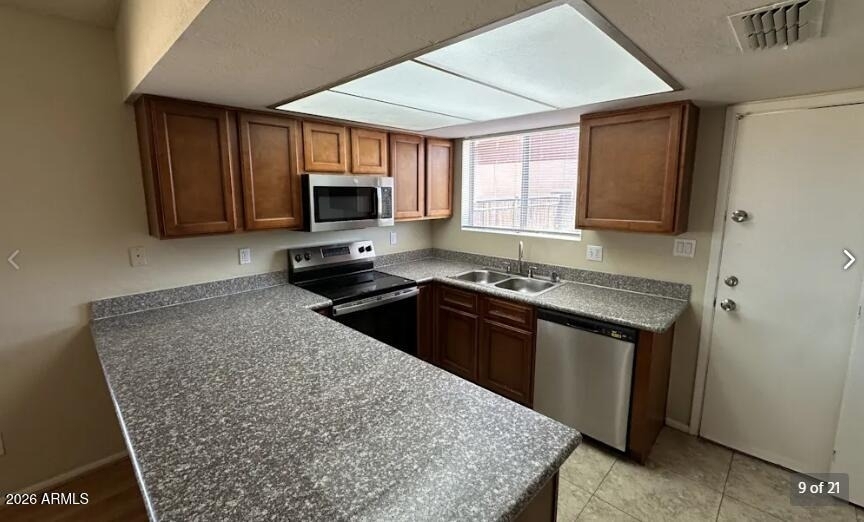 1643 W Muriel Drive - Photo 7