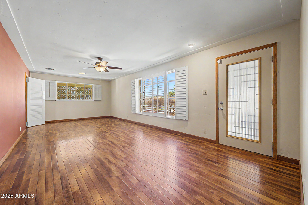 1707 W Coolidge Street - Photo 4