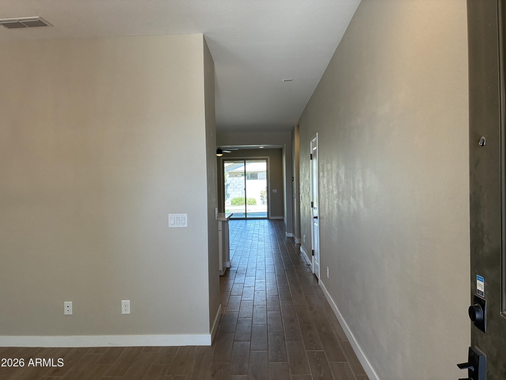 17296 W Valentine Street - Photo 2
