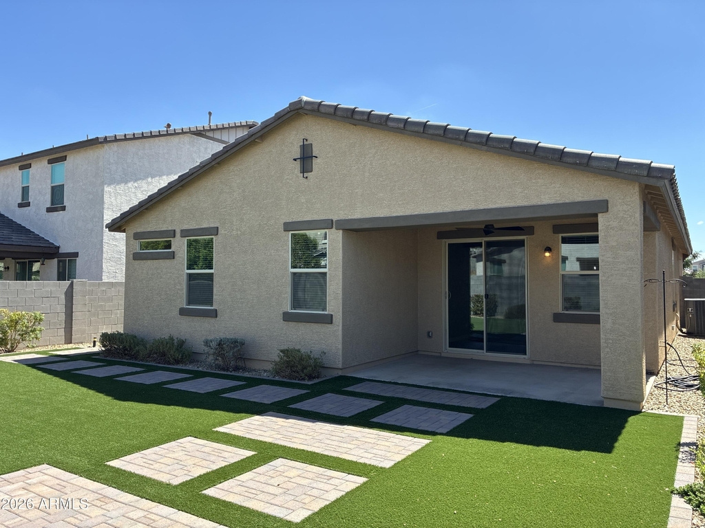 17296 W Valentine Street - Photo 35
