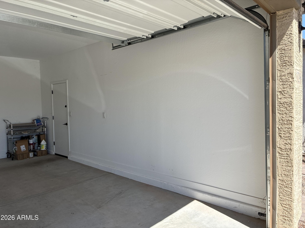 17296 W Valentine Street - Photo 31