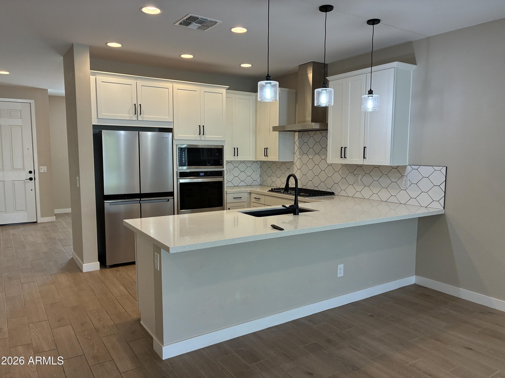 17296 W Valentine Street - Photo 7