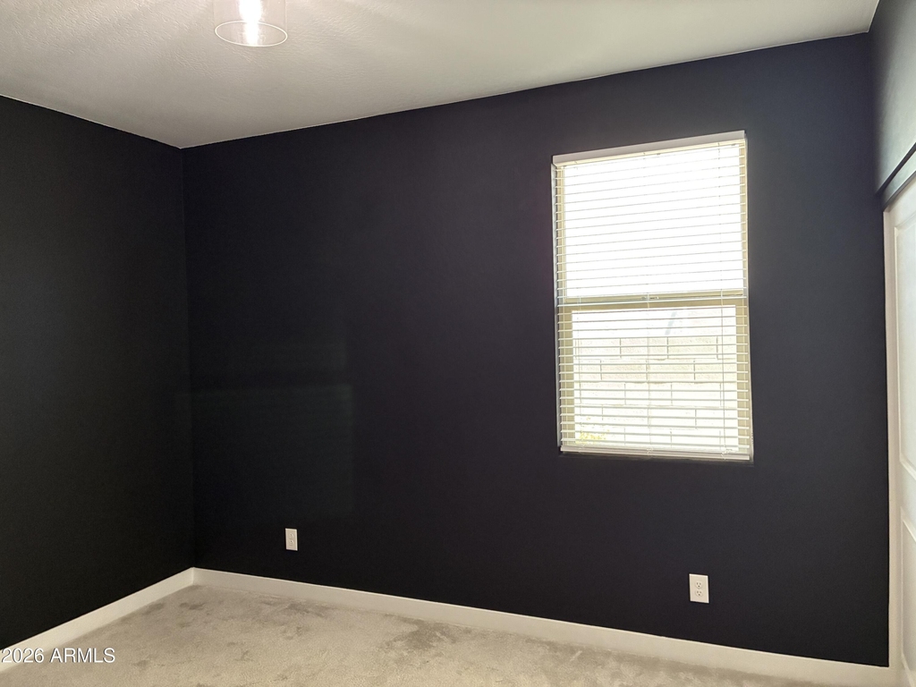 17296 W Valentine Street - Photo 22