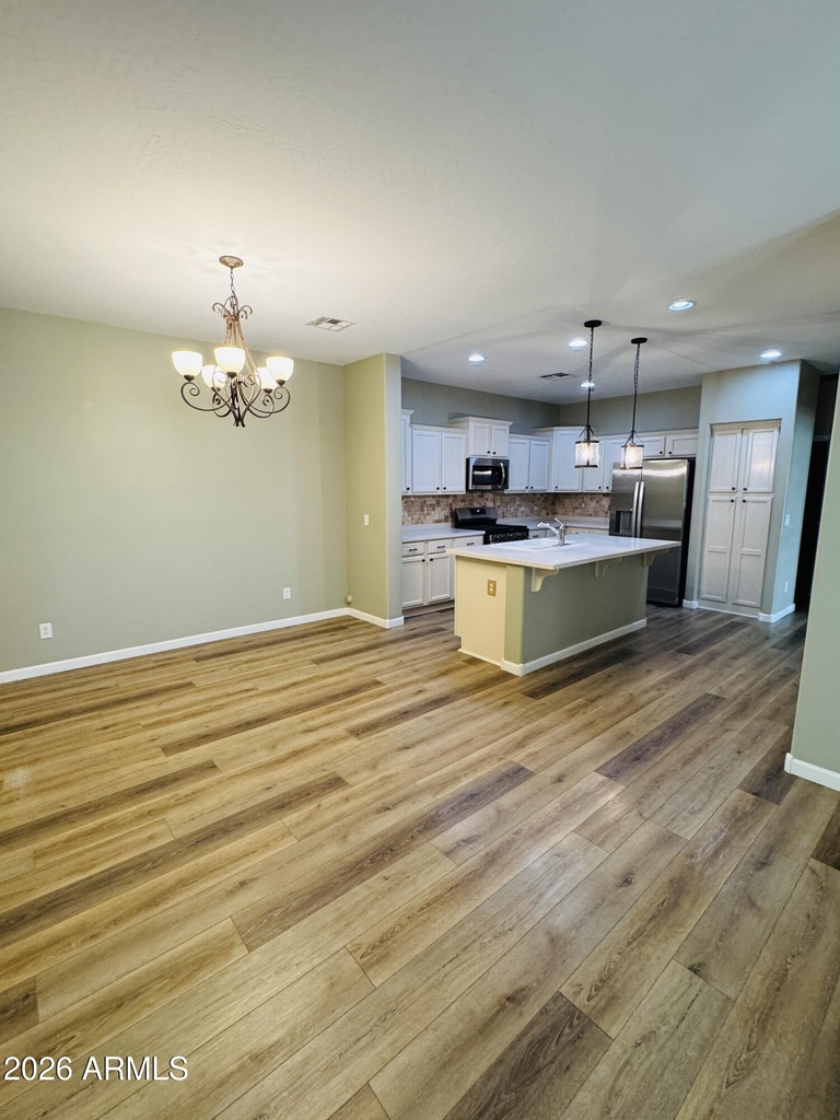 13394 N 151st Drive - Photo 3