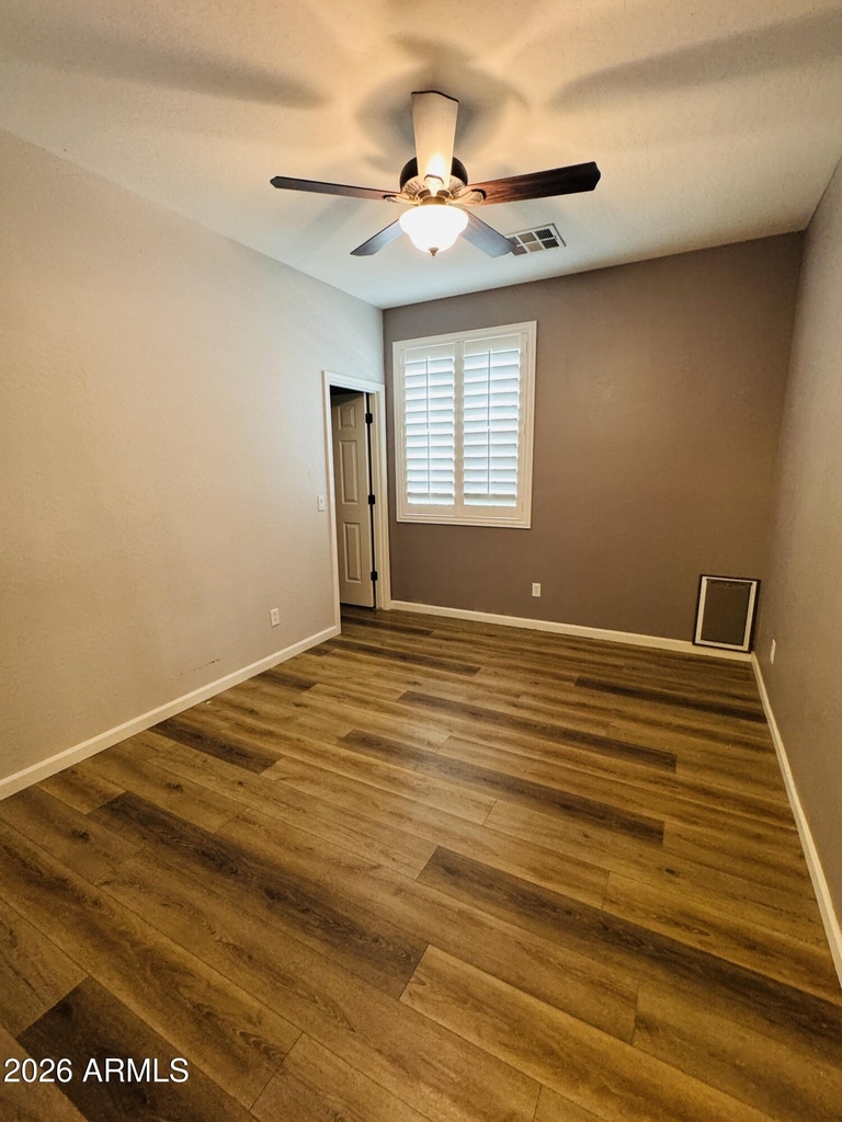 13394 N 151st Drive - Photo 15