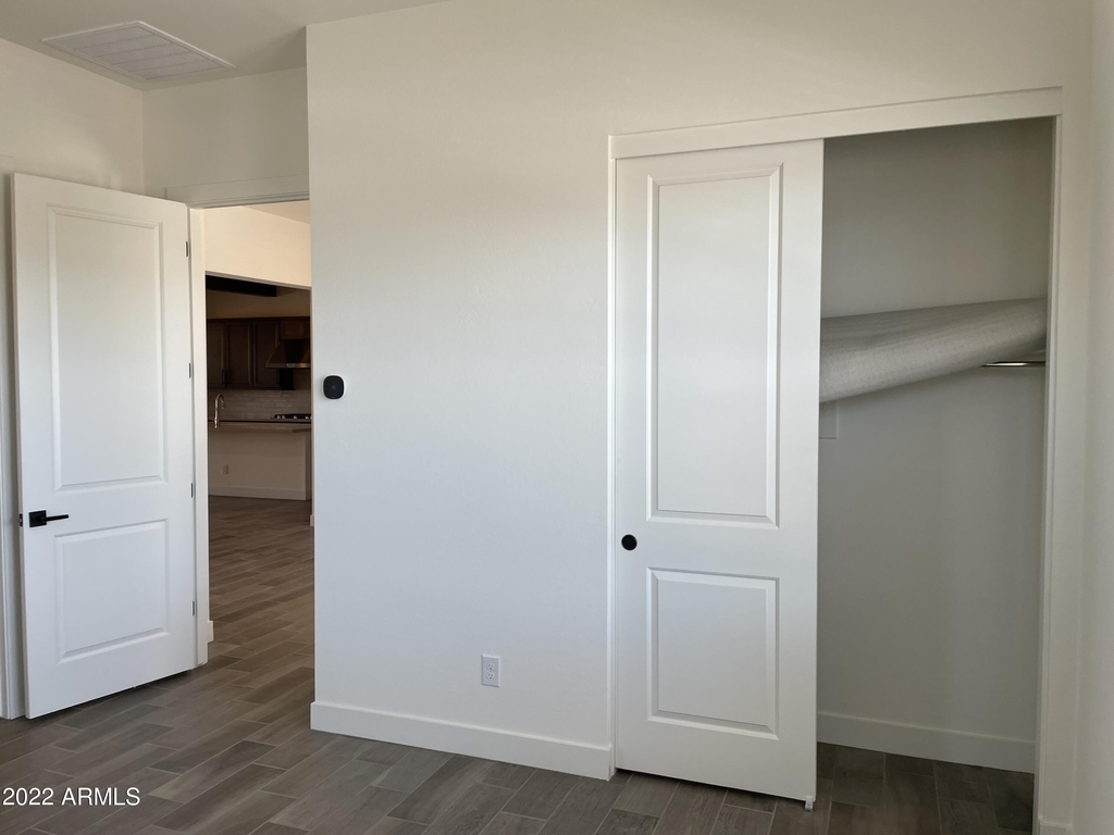 17250 W Edinburg Street - Photo 29