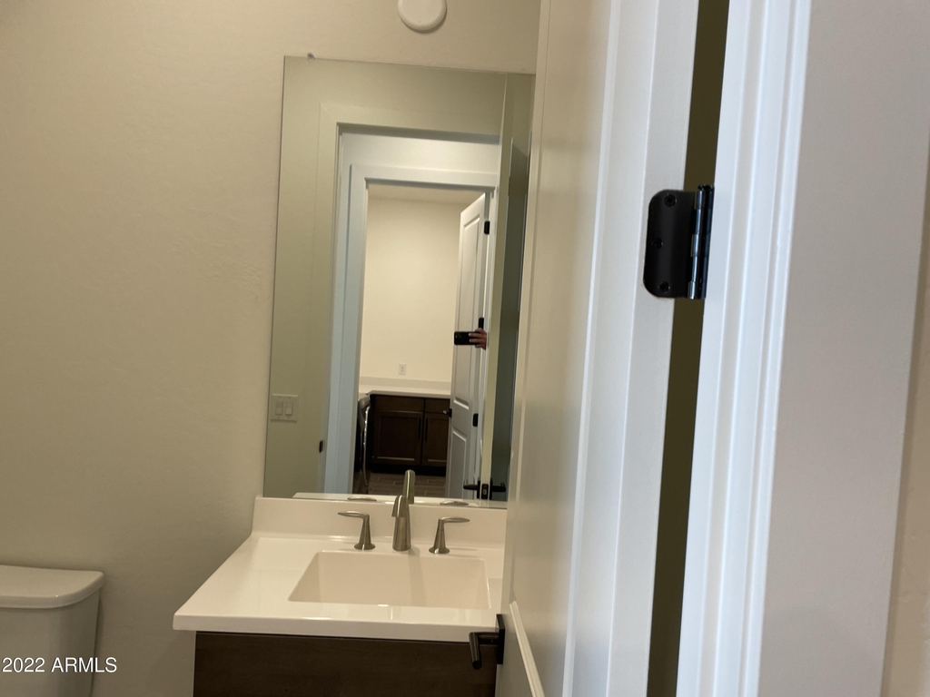 17250 W Edinburg Street - Photo 26