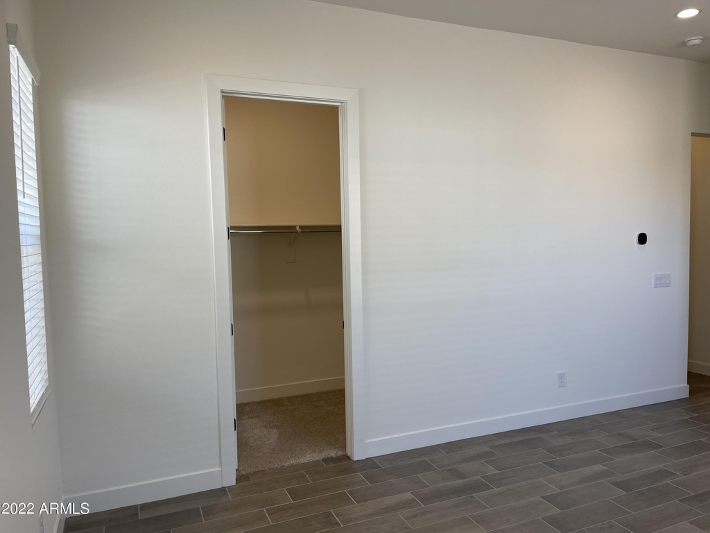 17250 W Edinburg Street - Photo 17