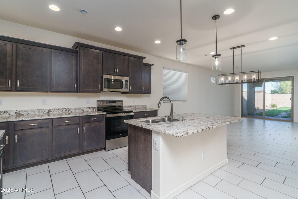 15011 N 55th Drive - Photo 2