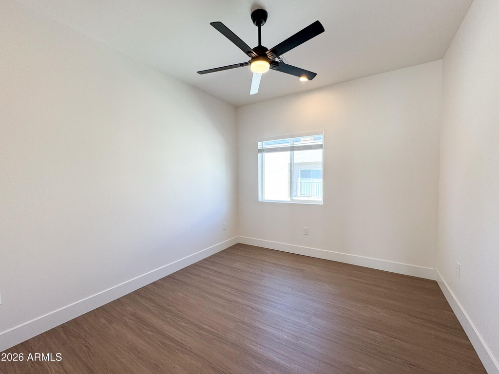 185 Sugarloaf Street - Photo 19