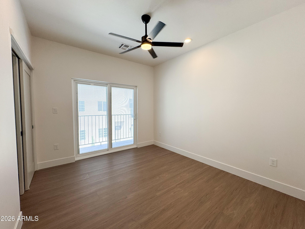 185 Sugarloaf Street - Photo 16