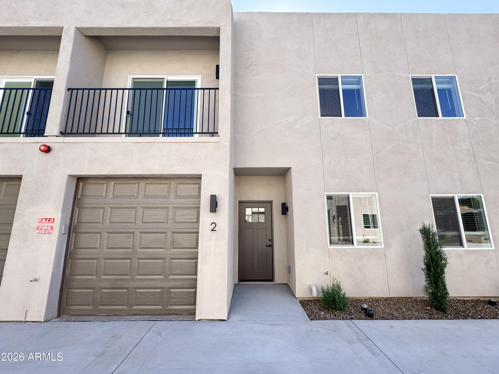 185 Sugarloaf Street - Photo 2