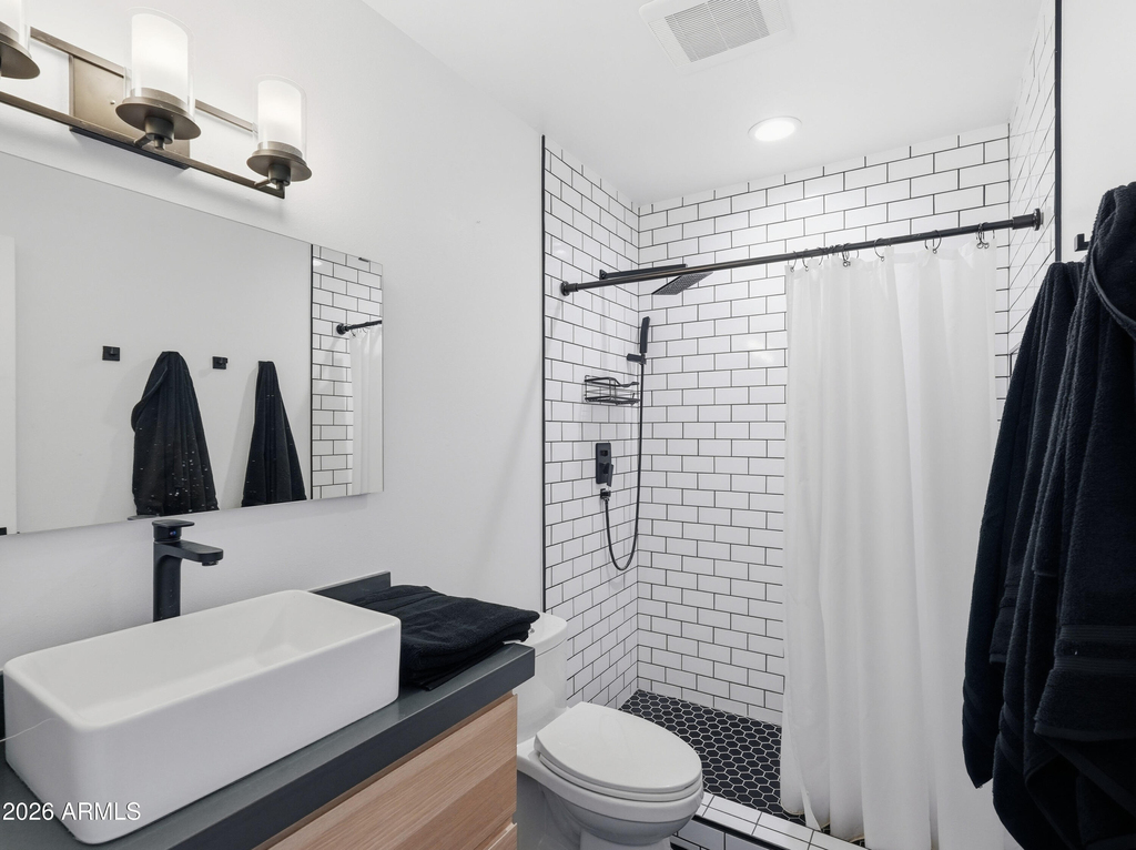 4701 N 68th Street - Photo 4