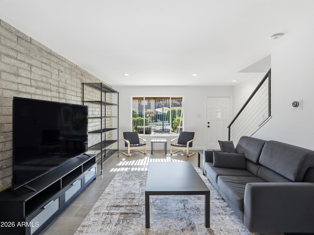 4701 N 68th Street - Photo 3