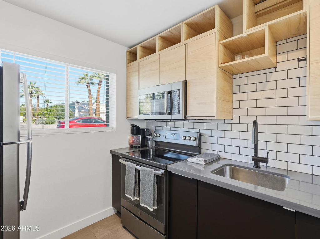 4701 N 68th Street - Photo 6