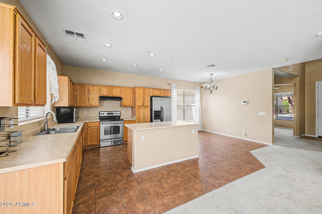 11755 W Hopi Street - Photo 11