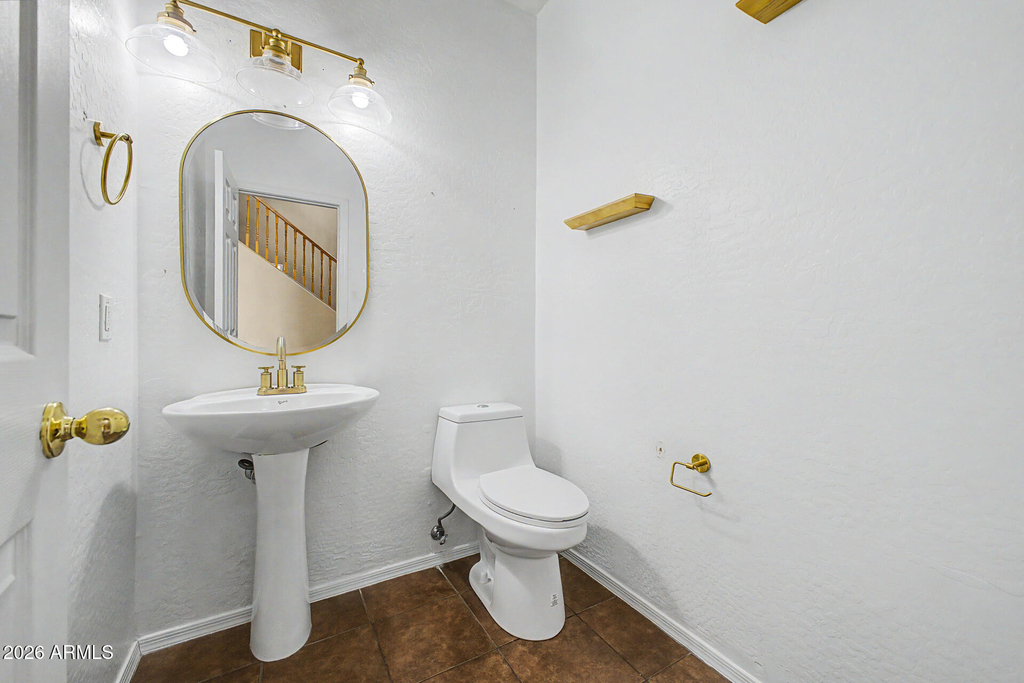 11755 W Hopi Street - Photo 13
