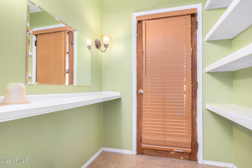 1407 E El Camino Drive - Photo 18
