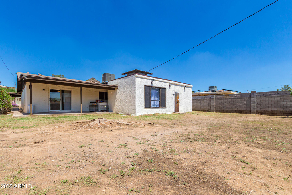 1407 E El Camino Drive - Photo 31