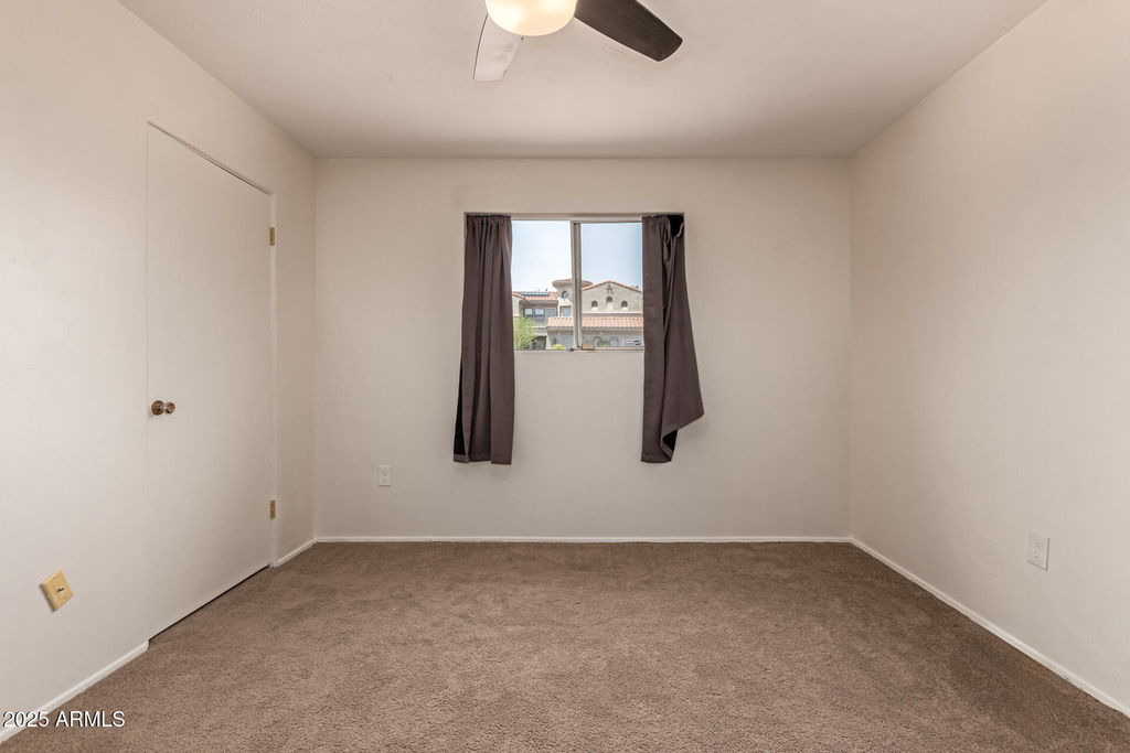 1407 E El Camino Drive - Photo 22