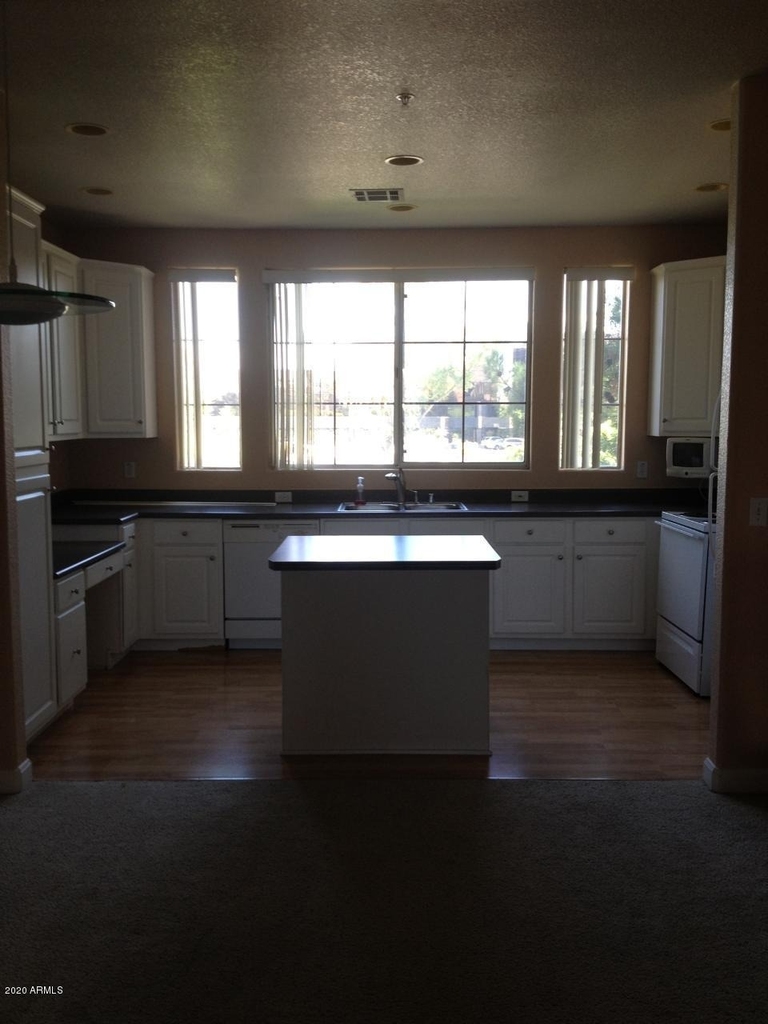 4465 E Paradise Village Parkway S - Photo 4