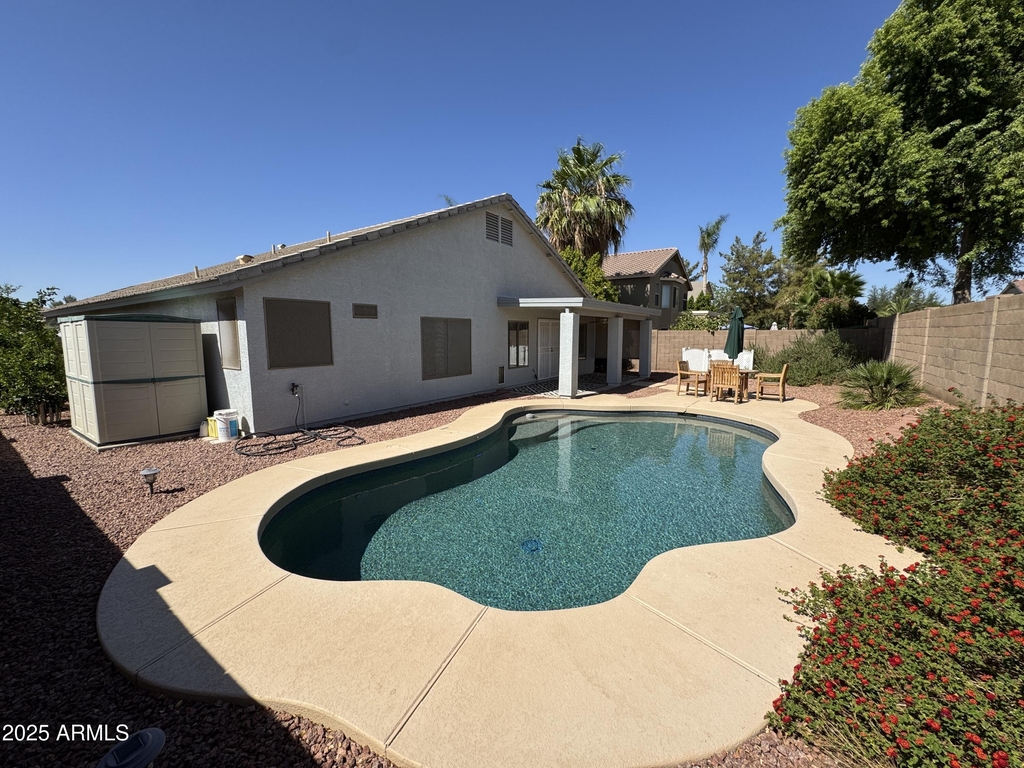 3250 E Ford Avenue - Photo 17