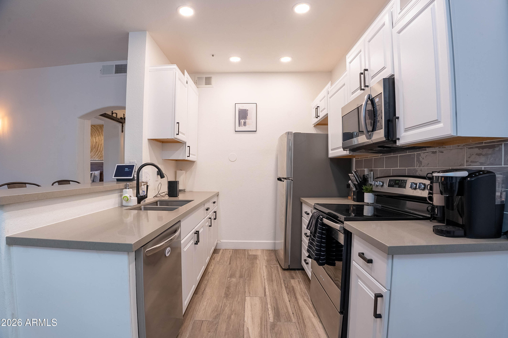 9600 N 96th Street - Photo 2