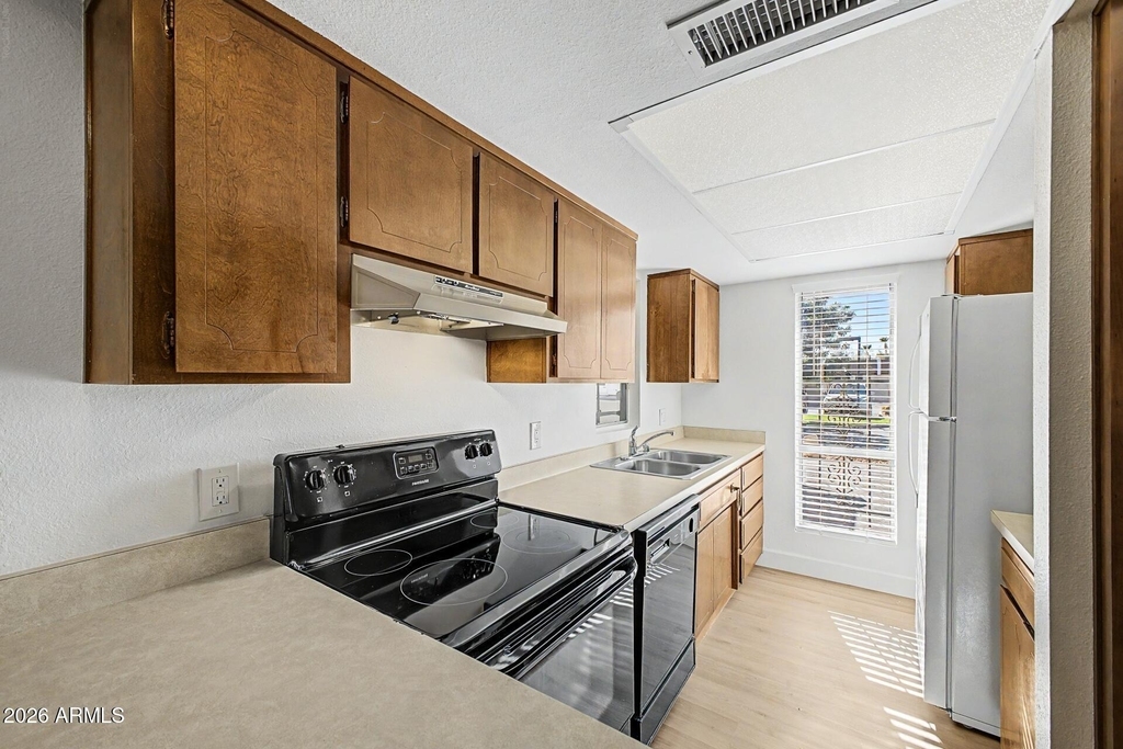5207 S Hazelton Lane - Photo 9