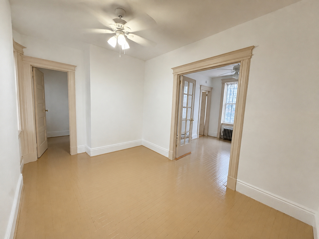 31st Ave  - Photo 2