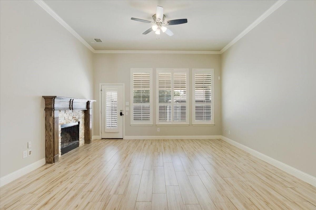 2710 Westpoint Drive - Photo 4