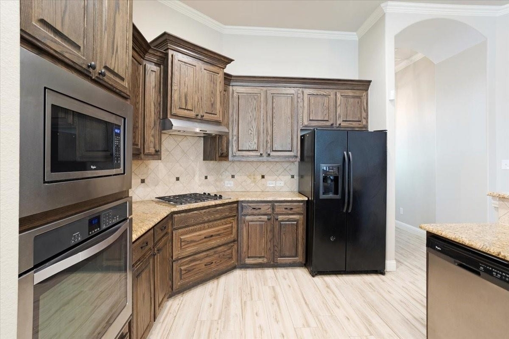 2710 Westpoint Drive - Photo 11