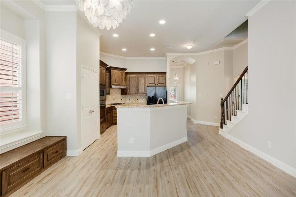 2710 Westpoint Drive - Photo 9