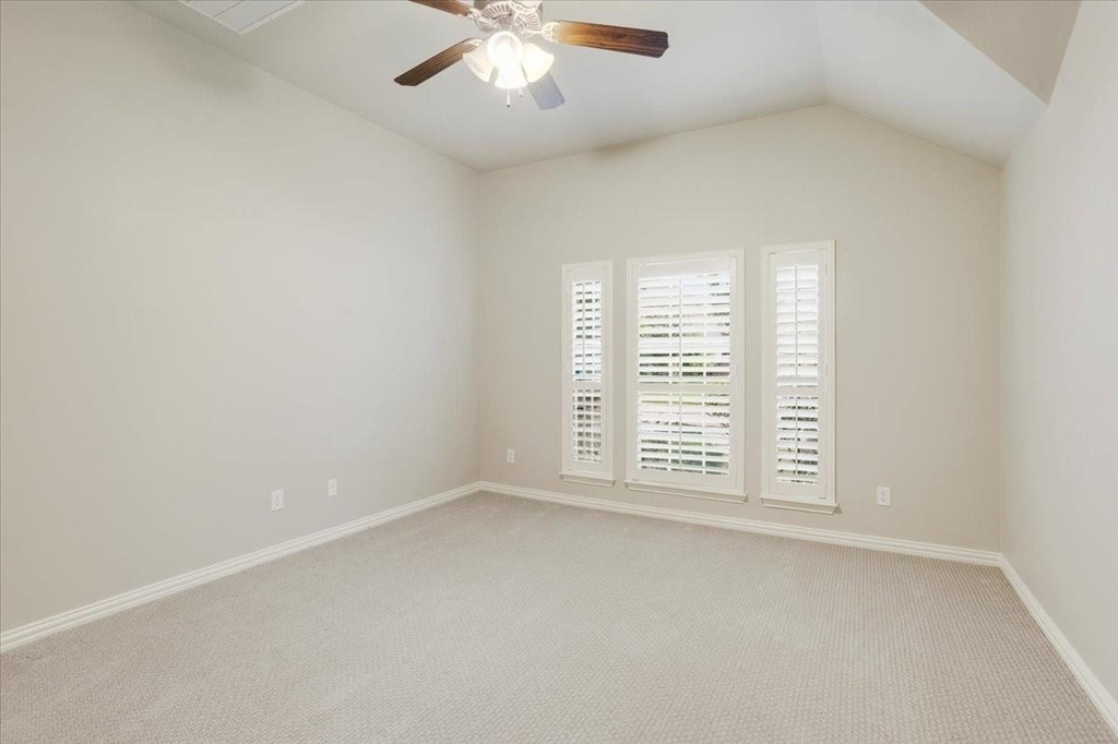 2710 Westpoint Drive - Photo 15