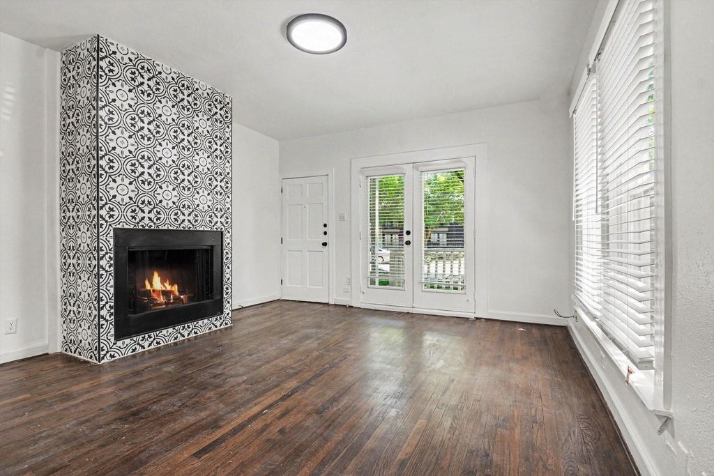 915 Annex Avenue - Photo 4