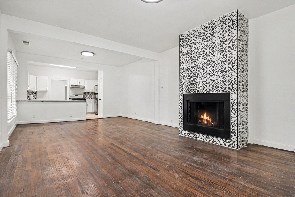 915 Annex Avenue - Photo 3