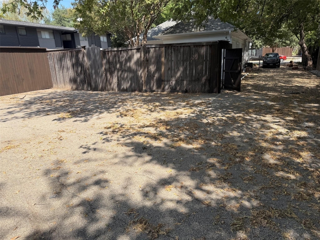 915 Annex Avenue - Photo 20