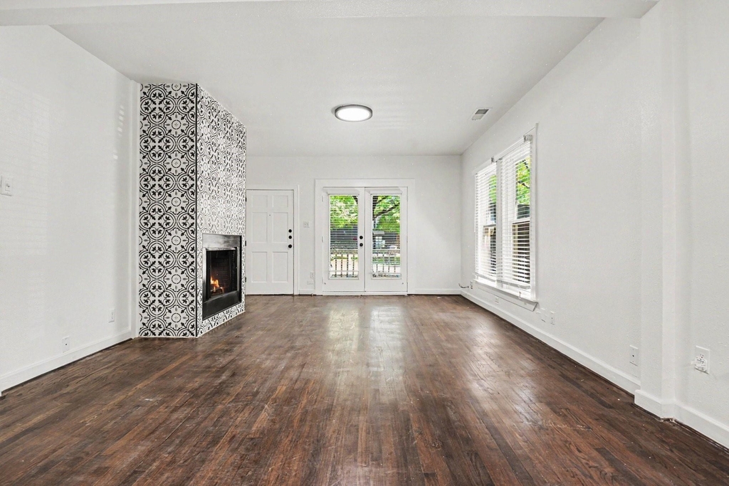 915 Annex Avenue - Photo 5