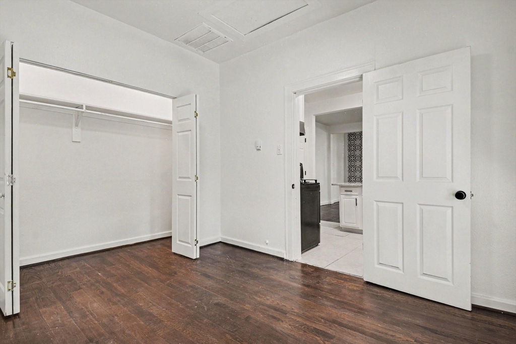 915 Annex Avenue - Photo 15