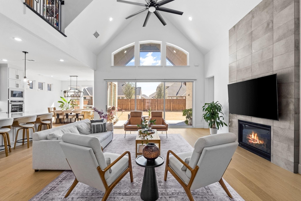 2541 Forestbrook Drive - Photo 3