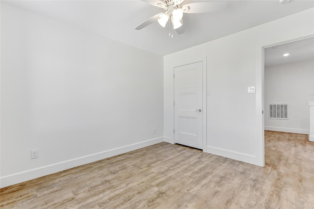 3260 W Crawford Street - Photo 16
