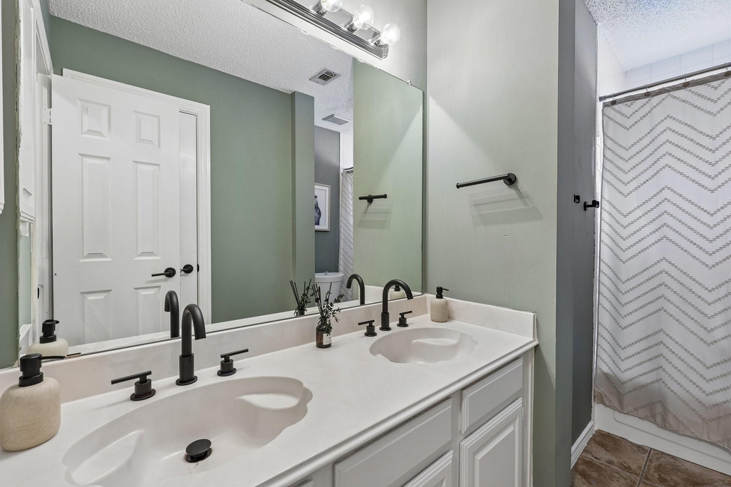 18765 Vista Del Sol - Photo 21